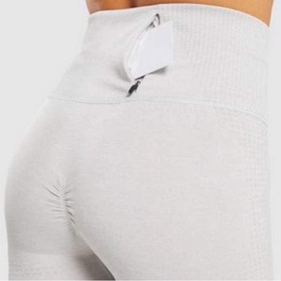 Gymshark Light Grey Leggings - Picture 3 of 6